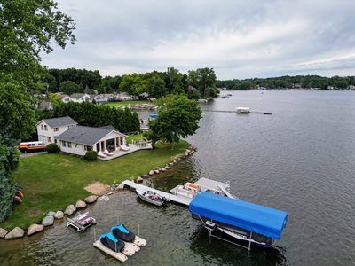 Whitmore Lake lakefront rental house with private beach, Michigan - view 7