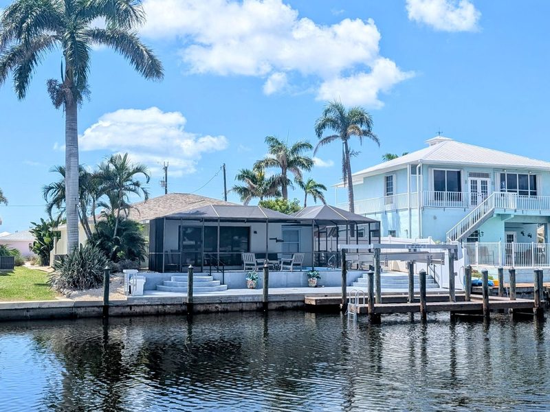 The Fish Shack — Pine Island Waterfront in St. James City, FL
