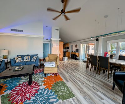 Whitmore Lake Lakefront House with Guest House photo 4