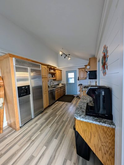 Whitmore Lake Lakefront House with Guest House photo 5